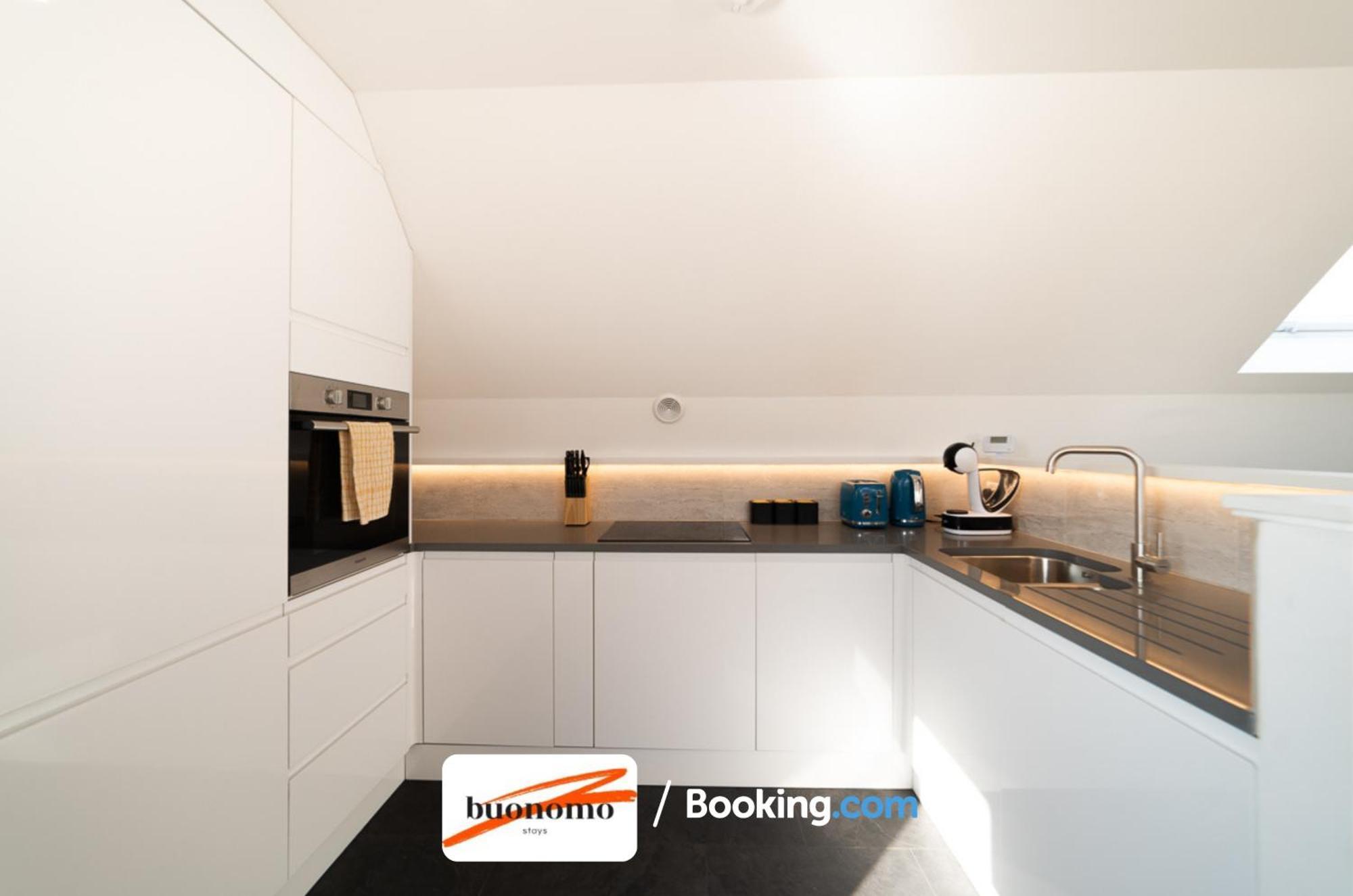 Two Bedroom Apartment At Buonomo Stays Short Lets & Serviced Accommodation Лондон Екстериор снимка
