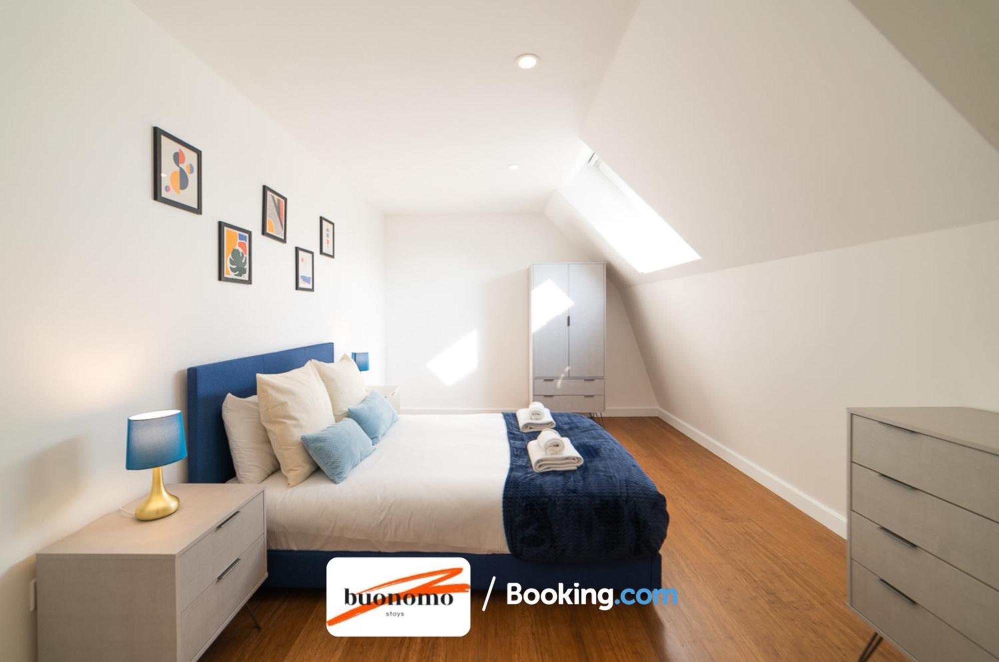 Two Bedroom Apartment At Buonomo Stays Short Lets & Serviced Accommodation Лондон Екстериор снимка
